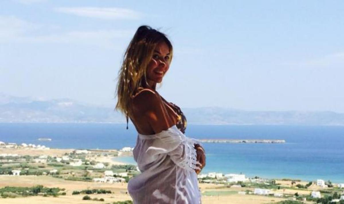 Χριστίνα Παππά: Καλοκαιρινή απόδραση στην Πάρο!