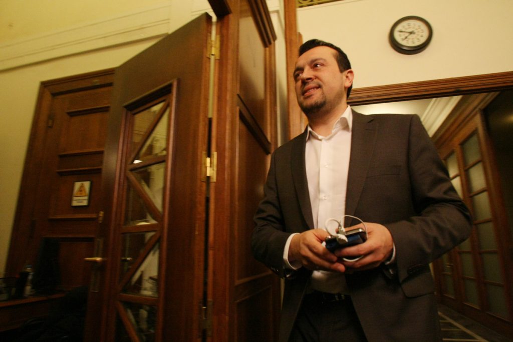 Παππάς: Η Δεξιά χρησιμοποιεί αντιεξουσιαστές