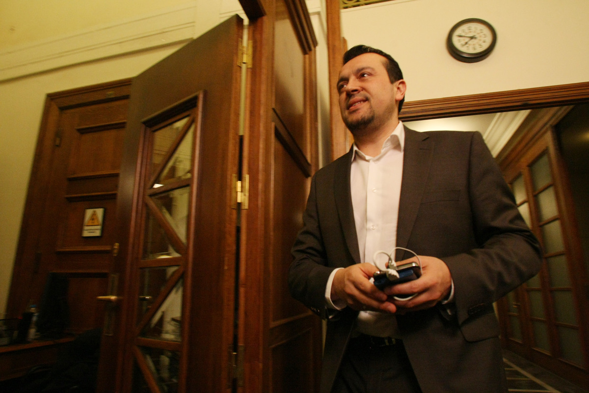 Παππάς: Η Δεξιά χρησιμοποιεί αντιεξουσιαστές