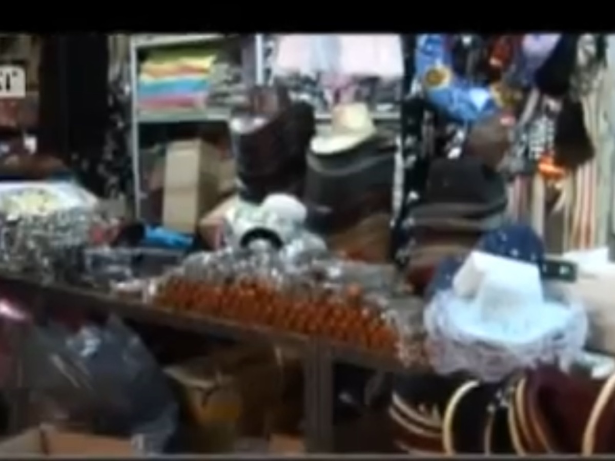 Κατάστημα πουλούσε “μαϊμού” προϊόντα κάτω από την εφορία