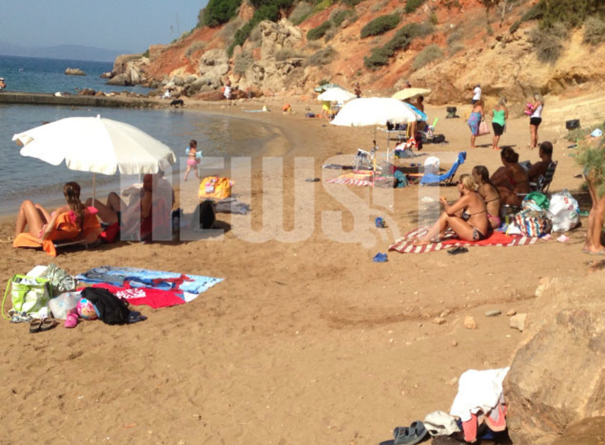 Γεμάτες από το πρωί οι παραλίες – 40 θα δείξει σήμερα το θερμόμετρο – Δείτε θερμοκρασίες θαλασσών
