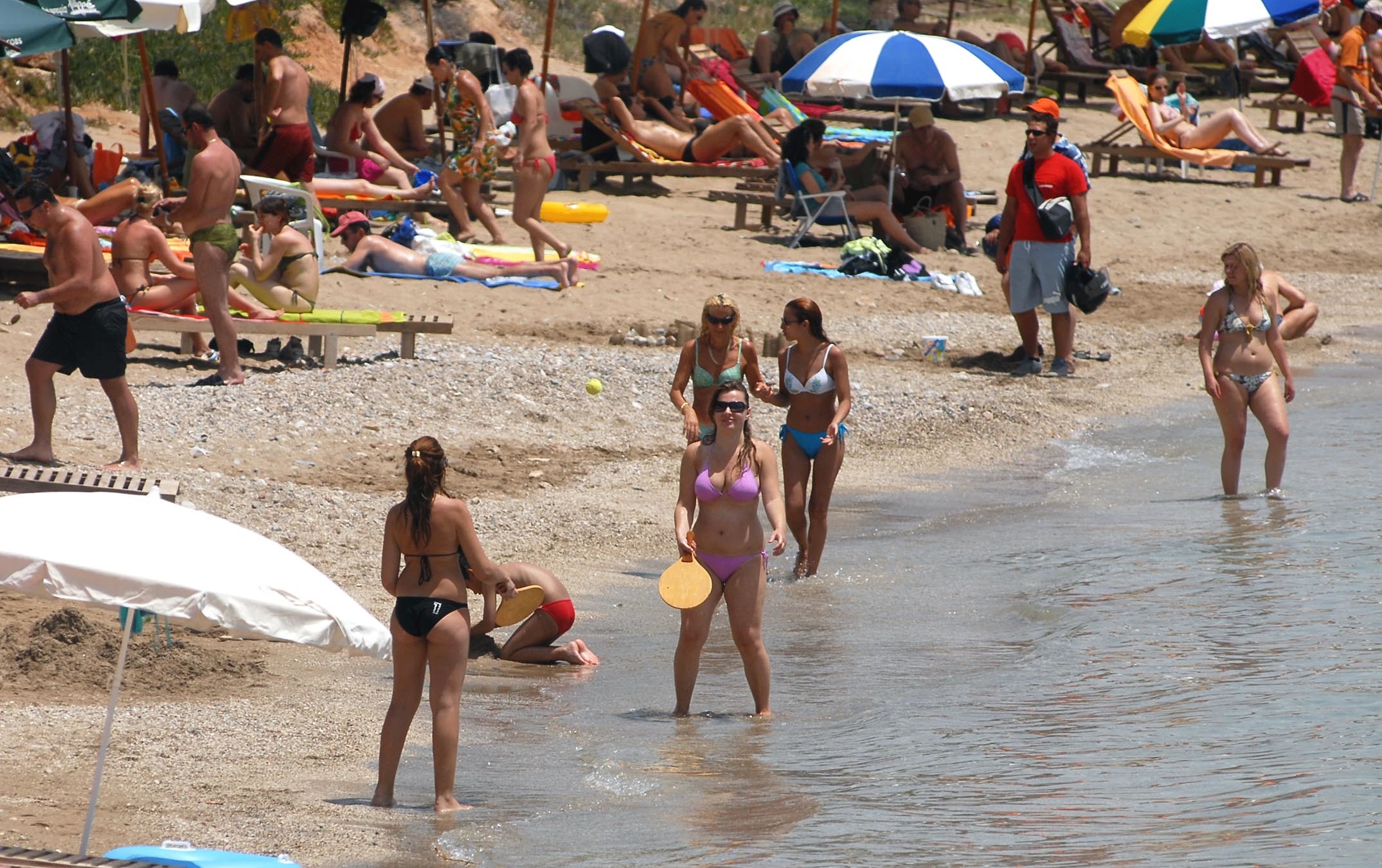 Έρχεται καυτό σαββατοκύριακο – Θα γεμίσουν οι παραλίες!