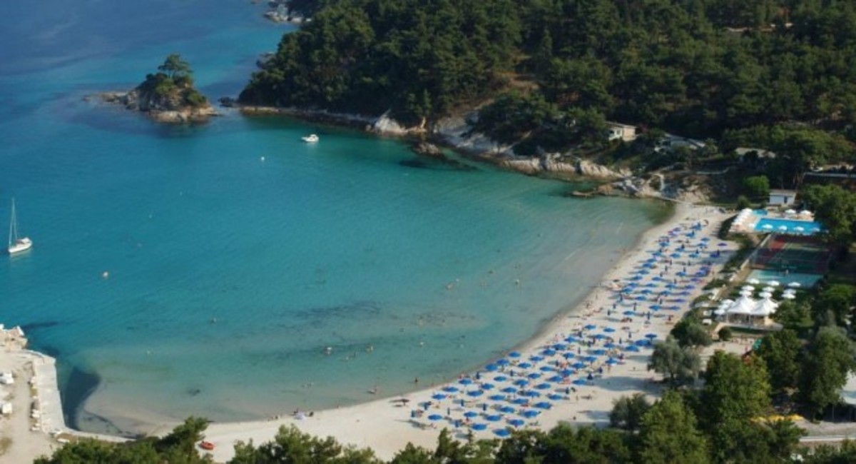 Γαλάζια σημαία 2015: Αυτές είναι οι 395 ελληνικές παραλίες