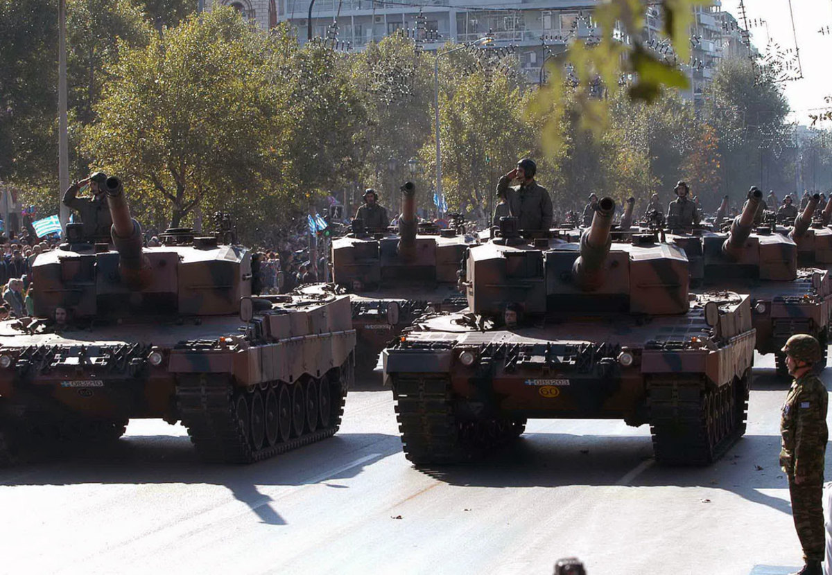 Παρακολούθησε το τηλεοπτικό κοινό την στρατιωτική παρέλαση στη Θεσσαλονίκη;