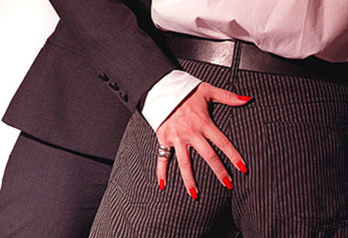 Βάζουν χέρι λόγω κρίσης