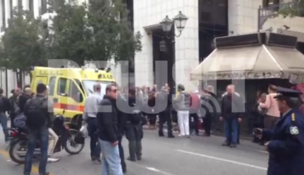 Αστυνομικός παρέσυρε γυναίκα