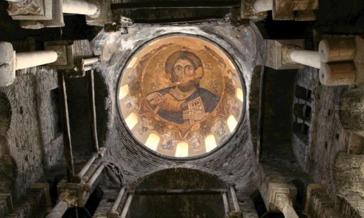 Παναγία Παρηγορήτισσα: Η Βυζαντινή εκκλησία με τον τρούλο που αιωρείται! (βίντεο)