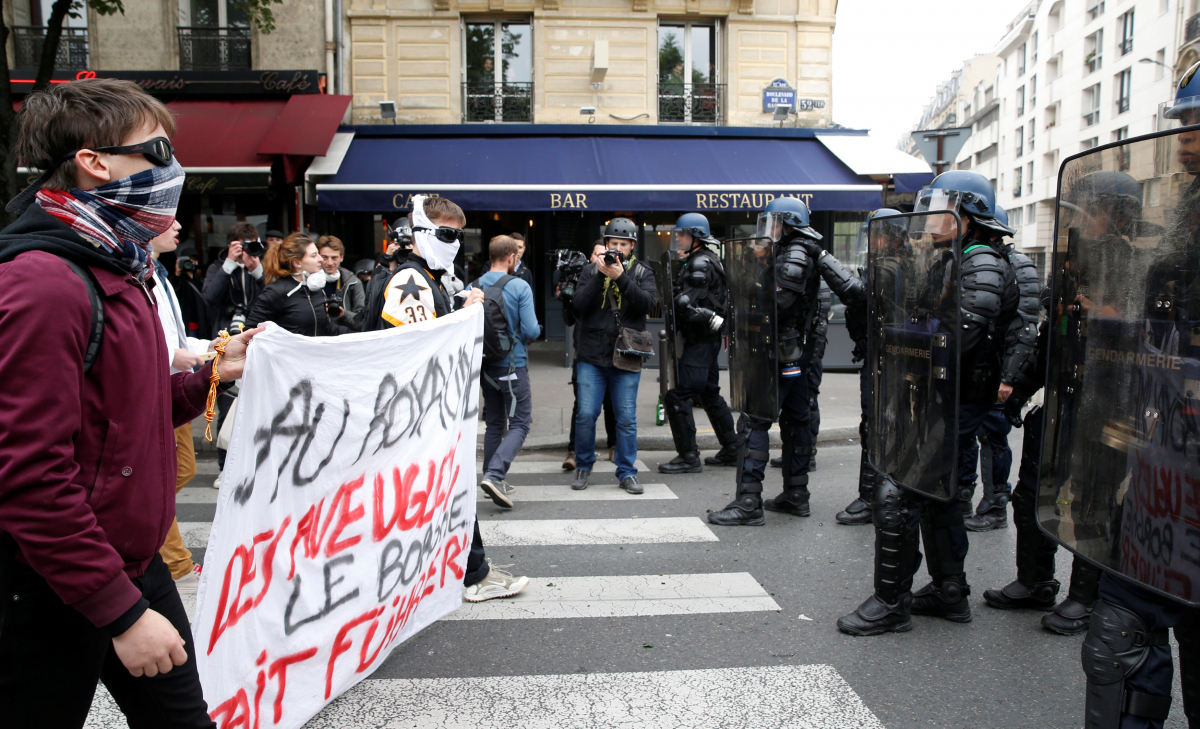 Γαλλικές εκλογές: Στους δρόμους οι μαθητές – “Ούτε Μακρόν, ούτε Λε Πεν”