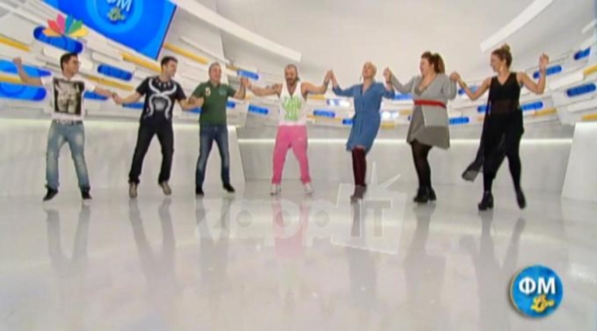 Ξέφρενος χορός στο ΦΜ Live!