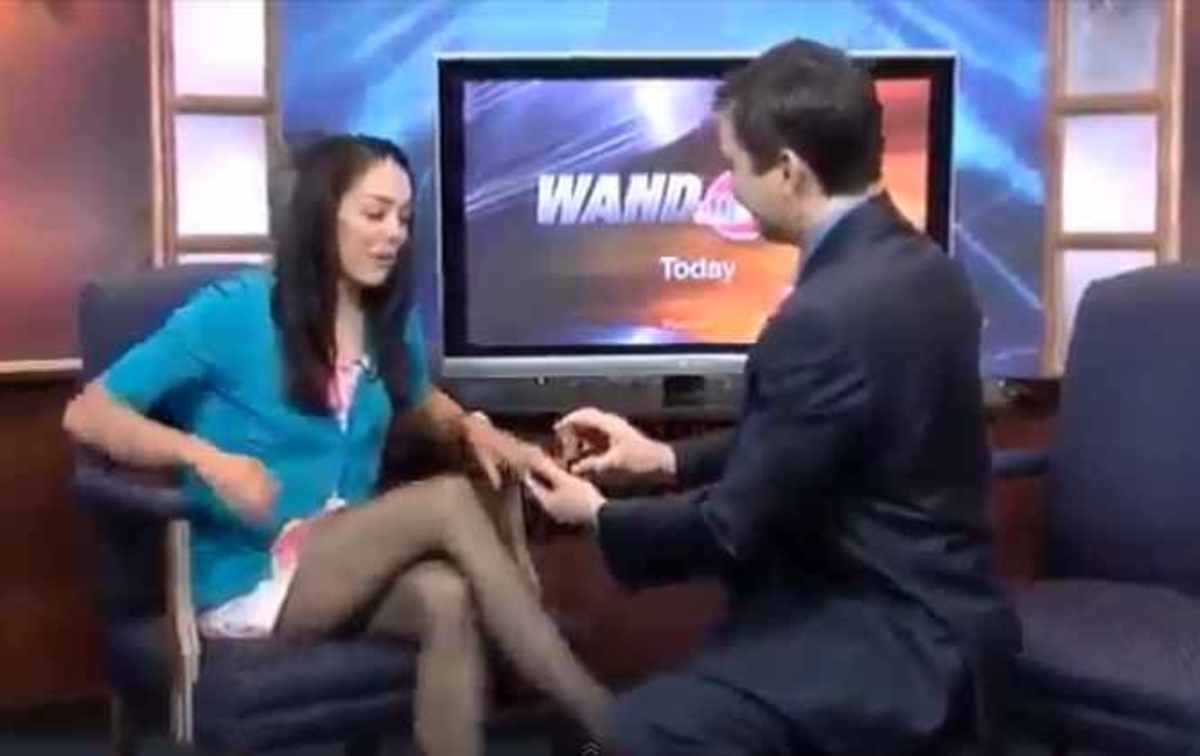 Παρουσιαστής έκανε πρόταση γάμου στην αγαπημένη του on camera!