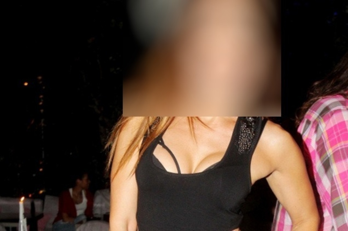 Ελληνίδα παρουσιάστρια: «Τα οπίσθιά μου δεν υποτάσσονται στους νόμους της βαρύτητας»!