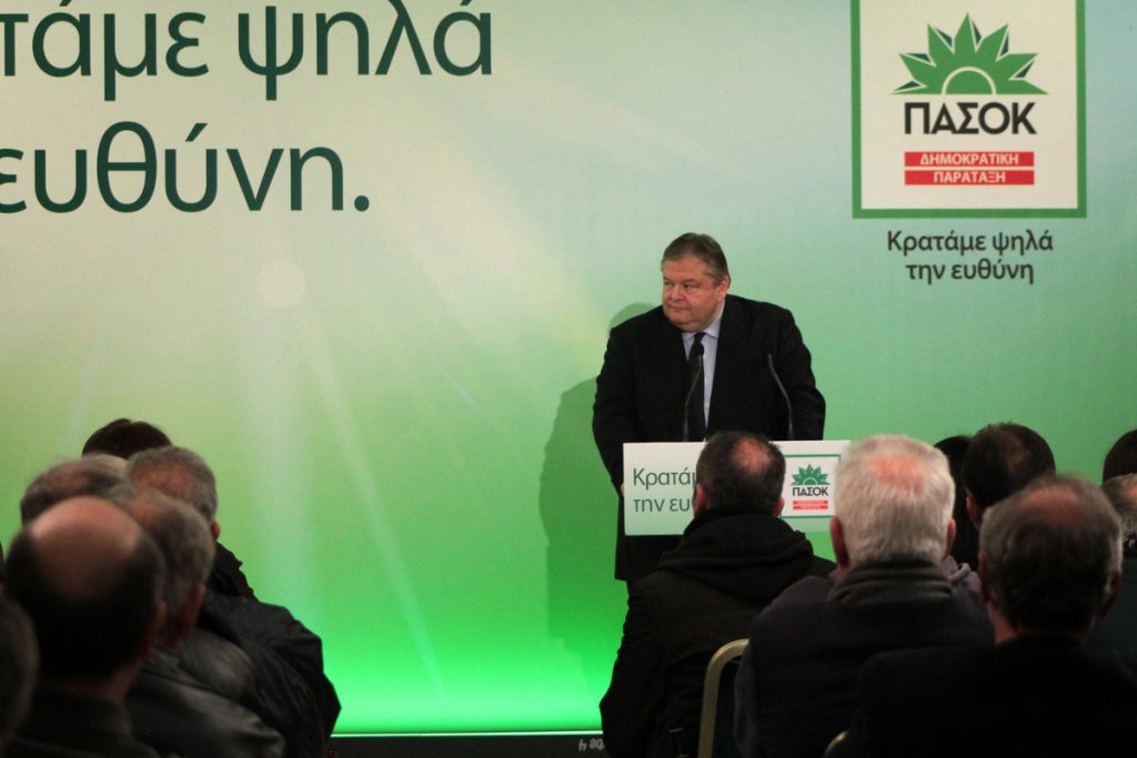 Τα πρώτα ονόματα στα ψηφοδέλτια του ΠΑΣΟΚ