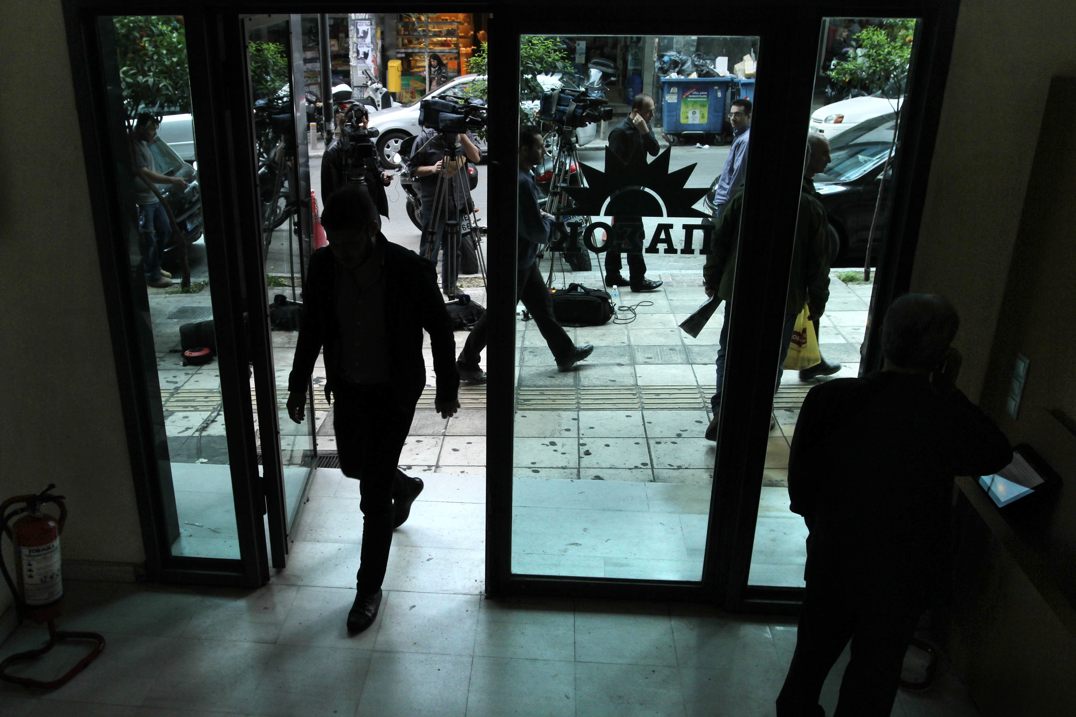 Μετακομίζει το ΠΑΣΟΚ! Τα ενοίκια παραμένουν στην Ιπποκράτους απλήρωτα