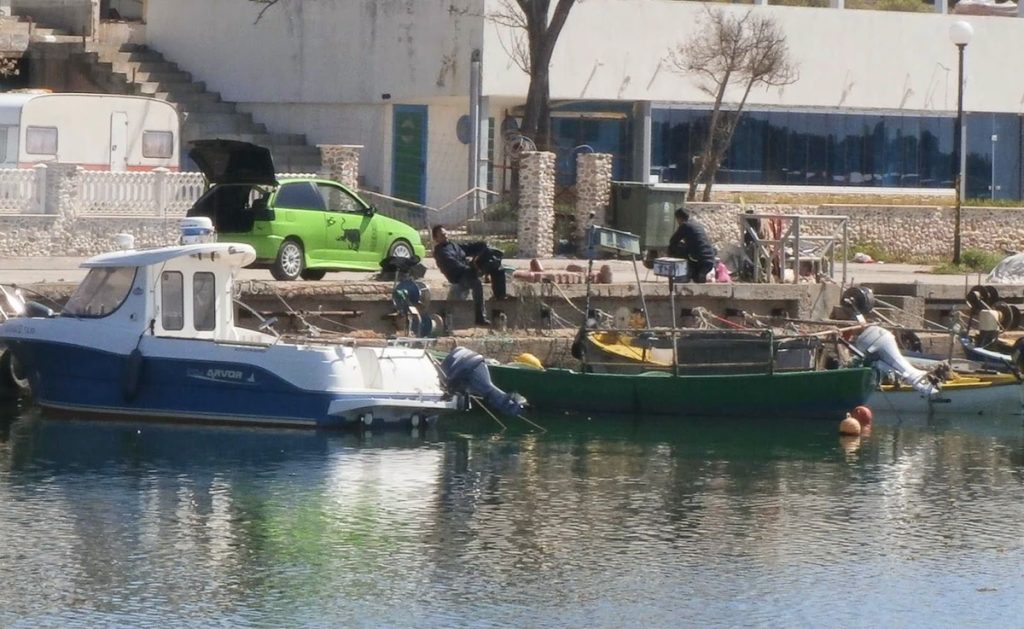 Ξάνθη: Σούβλισαν σε λαγκάδια αλλά και δίπλα στο κύμα! (ΦΩΤΟ)