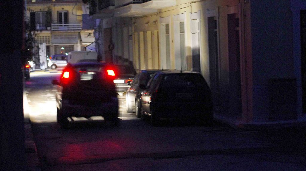 Πάτρα: Οι πλημμύρες “έσβησαν” τα φώτα