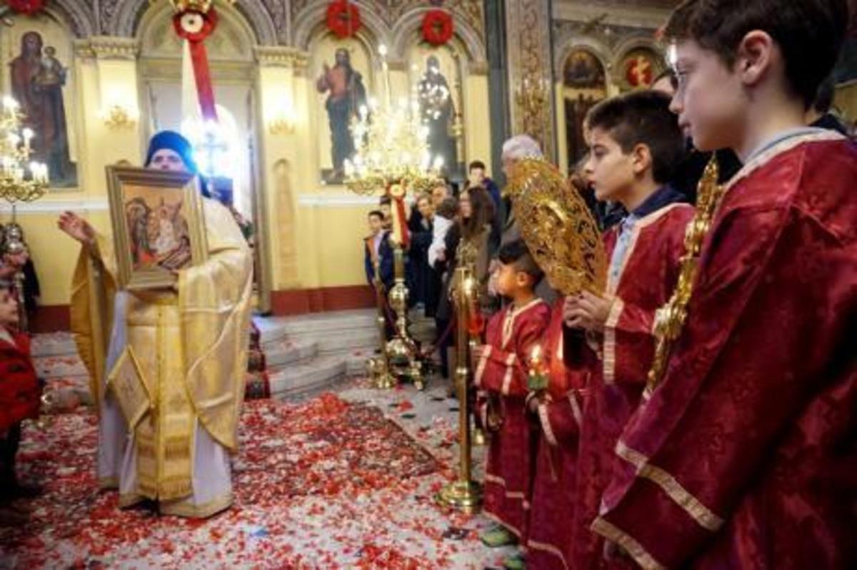 Πάτρα: Εντυπωσιακή η Πρώτη Ανάσταση στον Άγιο Δημήτριο (ΒΙΝΤΕΟ)