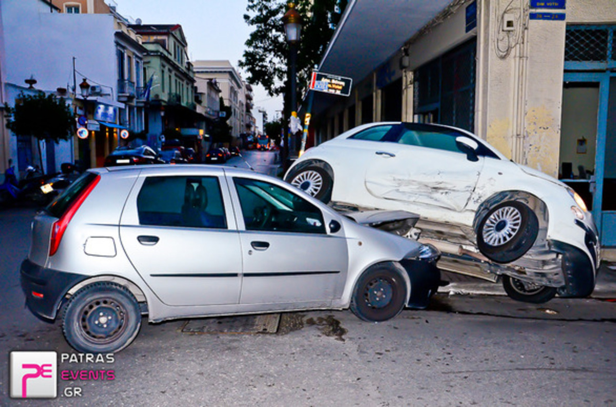 Αυτοκίνητο… πάρκαρε πάνω σε άλλο αυτοκίνητο! (ΦΩΤΟ)