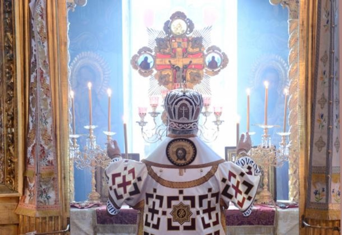 Εντυπωσιακές στιγμές από τη Θ. Λειτουργία του Ρώσου Πατριάρχη στο Άγιον Όρος (φωτο)