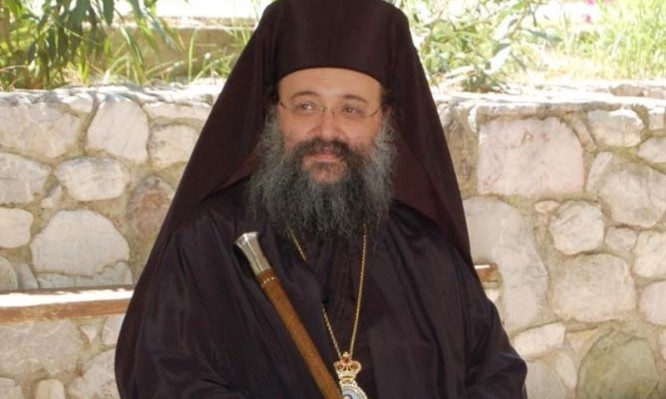 Γνωρίζει ο Φίλης ότι μαθητές θα βραβεύσουν τον Πατρών Χρυσόστομο;