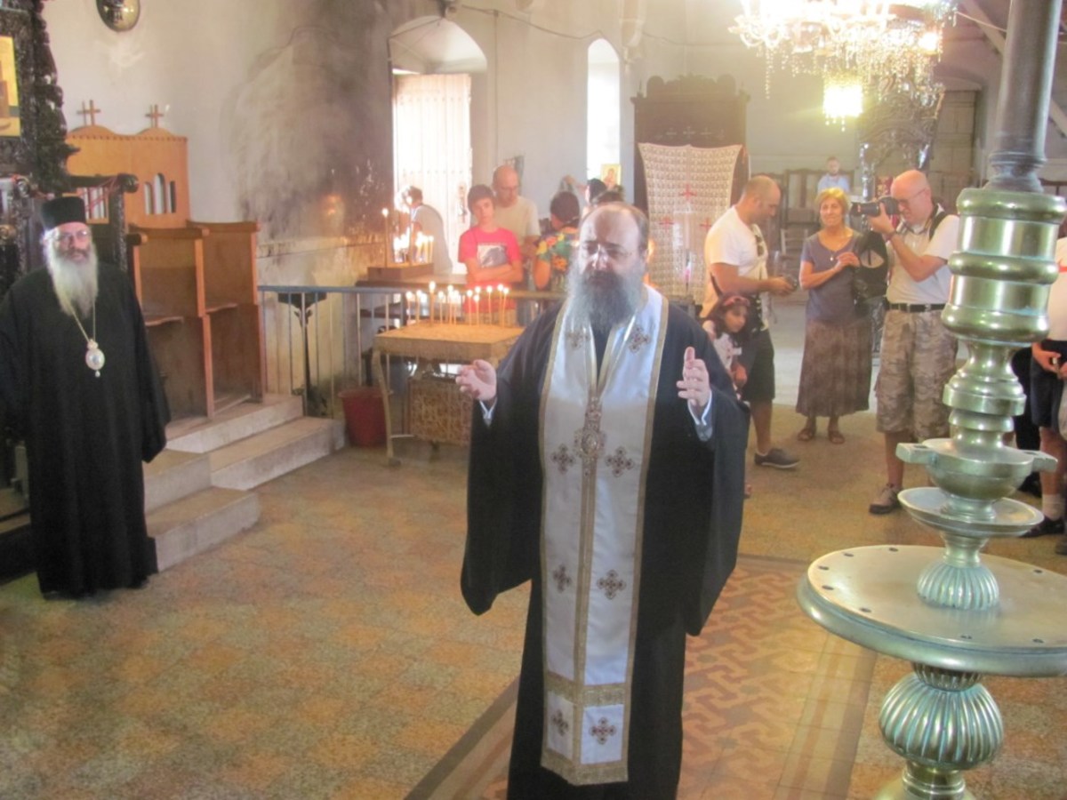 Το δάκρυ του Μητροπολίτη Πατρών στην κατεχόμενη Κύπρο (φωτο – βιντεο)