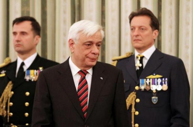 ”Χάρη” σε όλους τους τιμωρημένους στρατιωτικούς έδωσε ο Παυλόπουλος