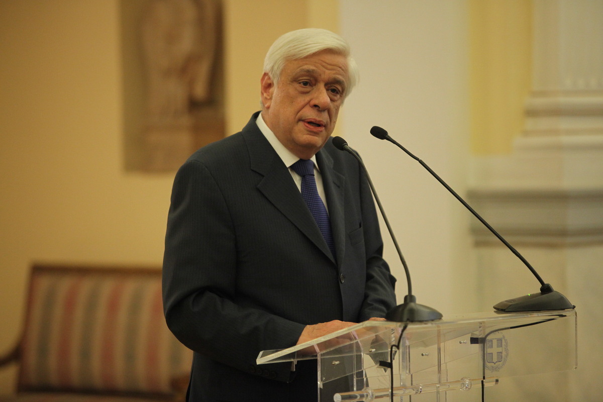 Μήνυμα Παυλόπουλου: Το μέλλον της χώρας είναι στην Ευρώπη και όχι σε ένα άγνωστο πολύ χειρότερο