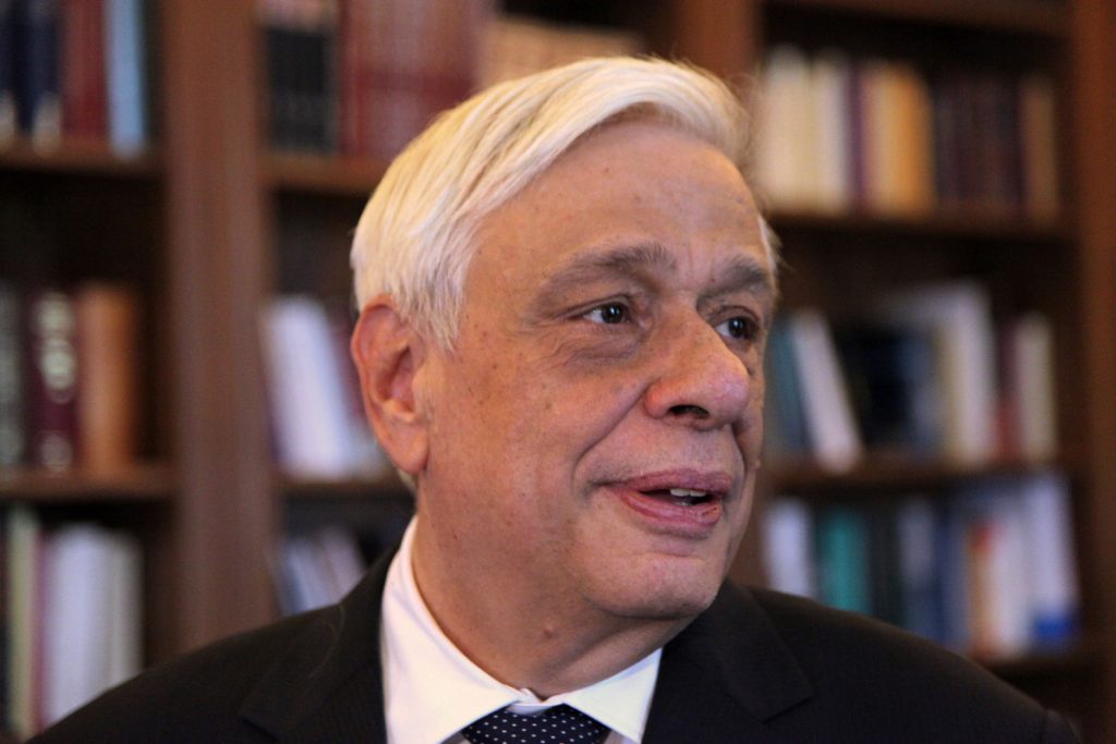 Στο Δίστομο ο Προκόπης Παυλόπουλος για τις εκδηλώσεις μνήμης των θυμάτων του ναζισμού