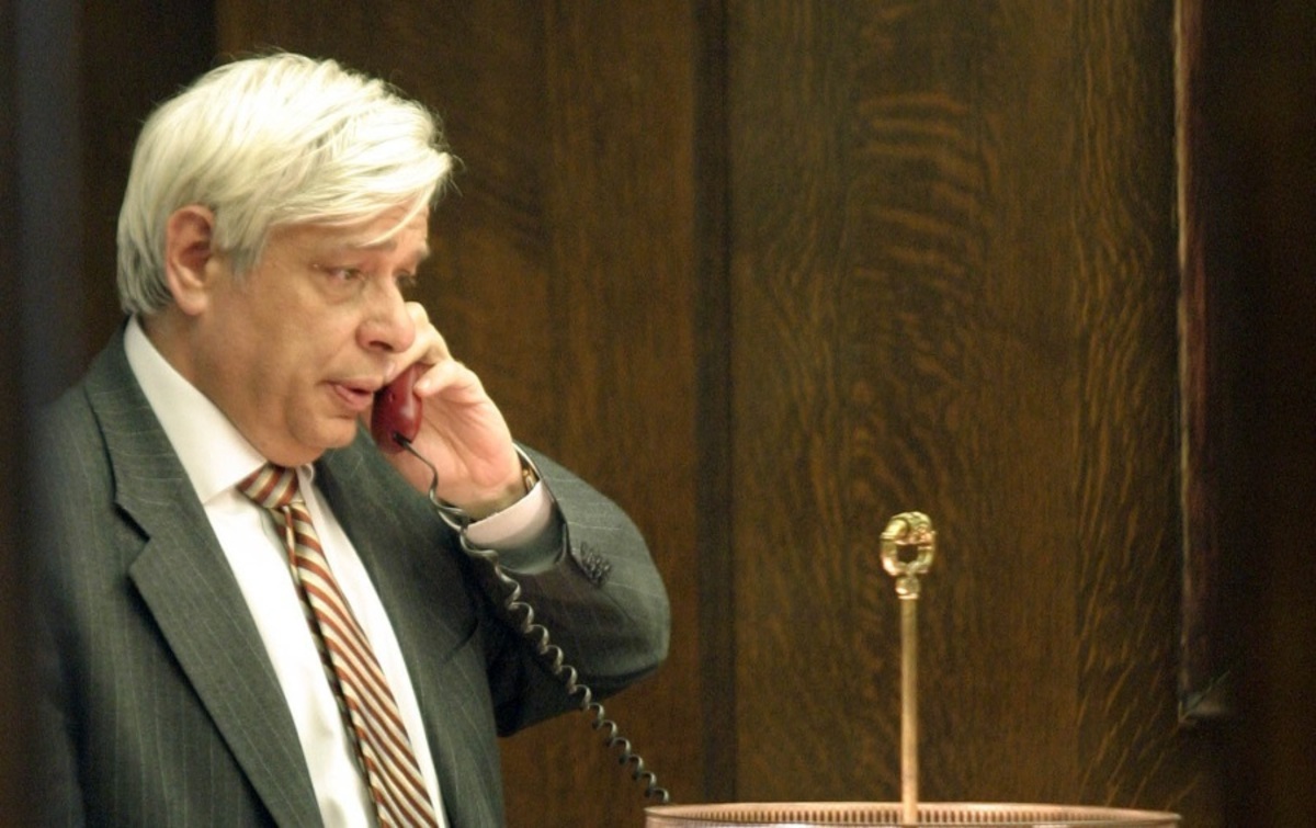 Ο Π. Παυλόπουλος τηλεφώνησε στον Σόιμπλε – Τι συζήτησαν