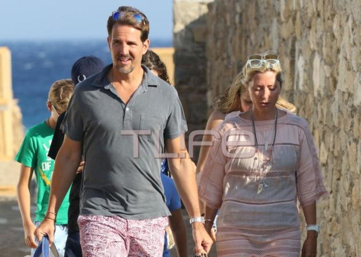 Μαρί Σαντάλ – Παύλος: Βουτιές στο Αιγαίο! Βίντεο