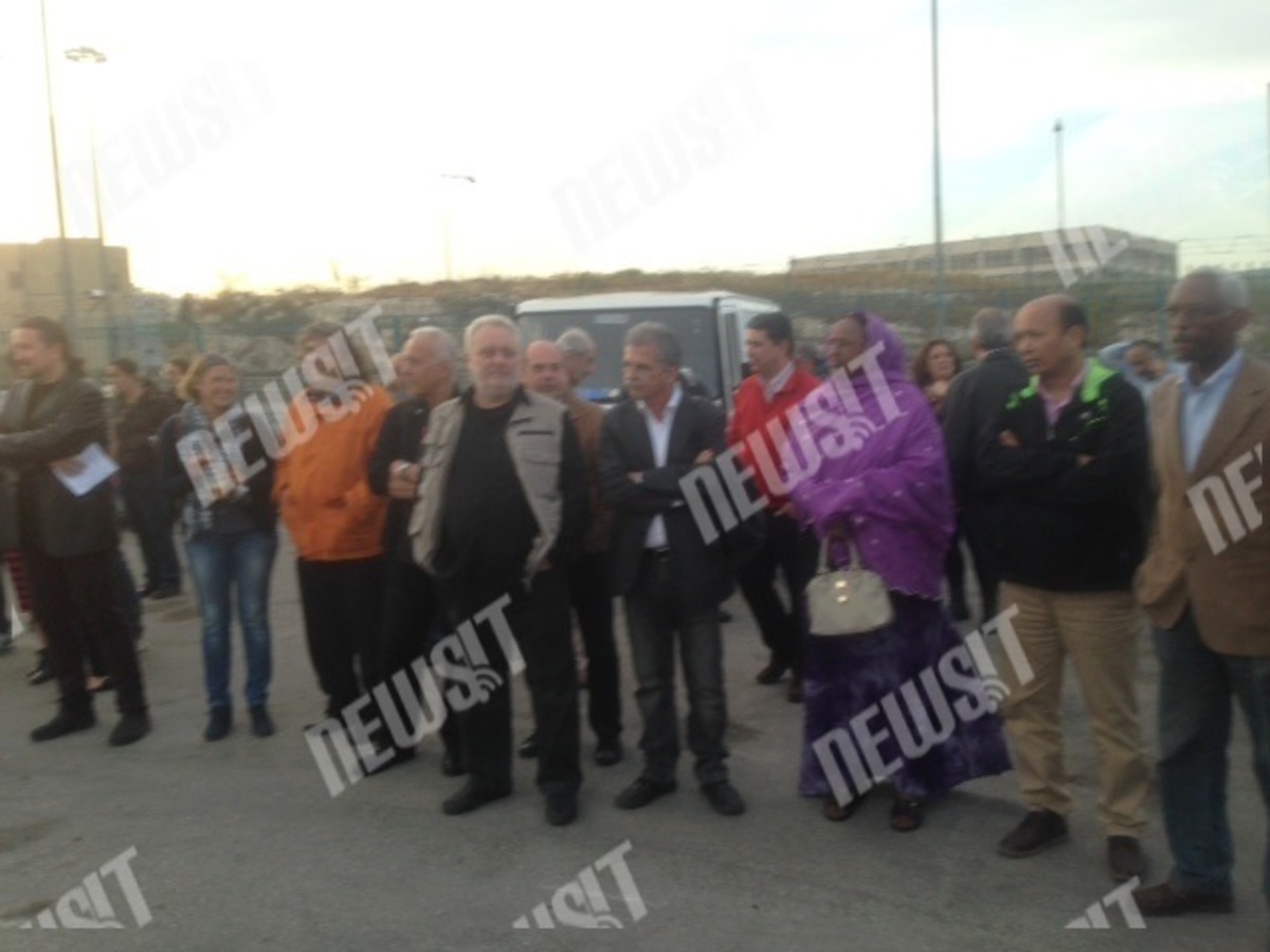 Ποτάμι: “Ενός λεπτού σιγή, όχι σιωπή” για τους μετανάστες που πνίγηκαν στη Μεσόγειο (ΦΩΤΟ)