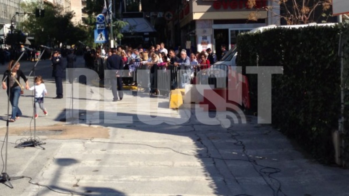 Η παρέλαση στον Πειραιά