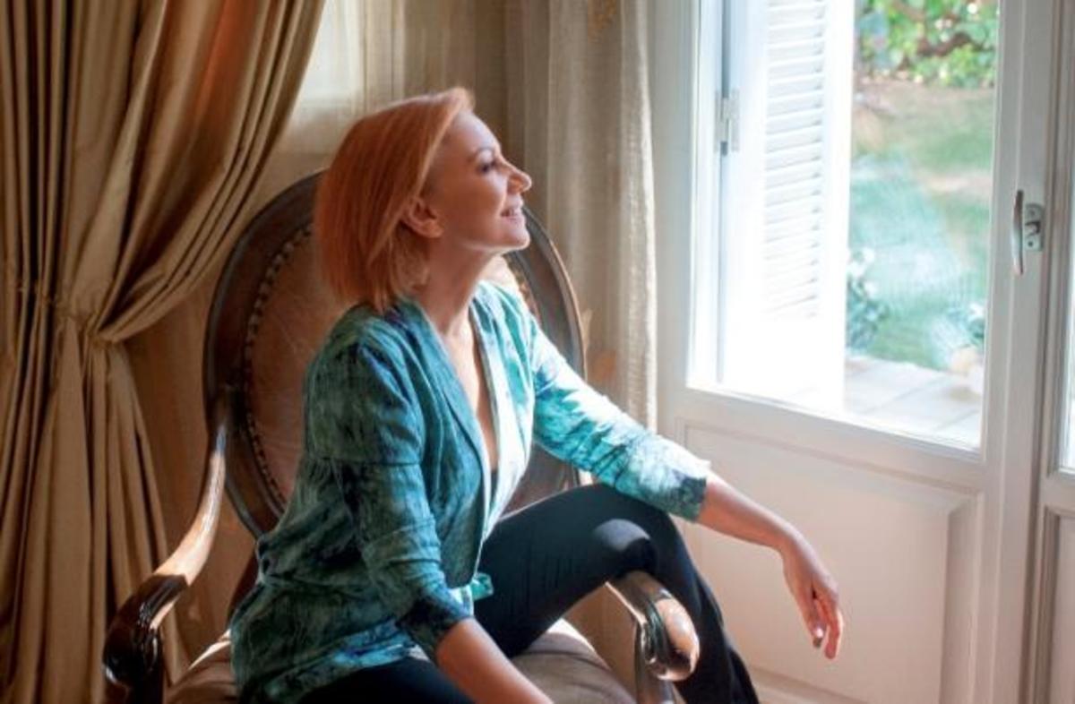 Πέμη Ζούνη: «Mε έβριζαν μιλώντας μου στον πληθυντικό…»