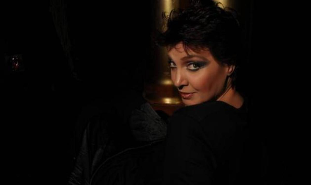 Ελληνίδα ηθοποιός περιγράφει τις εξευτελιστικές στιγμές που έζησε με τον εθισμό της στο αλκοόλ! Βίντεο