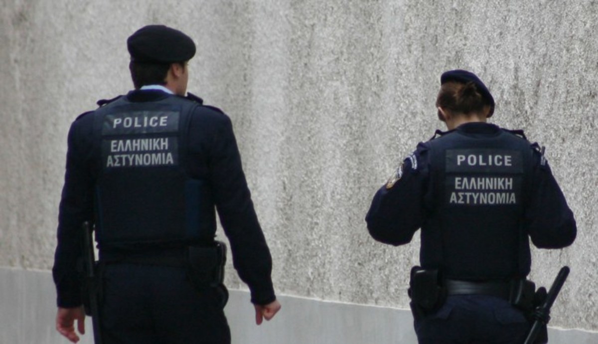 Έπιασαν ανήλικους τσαντάκηδες