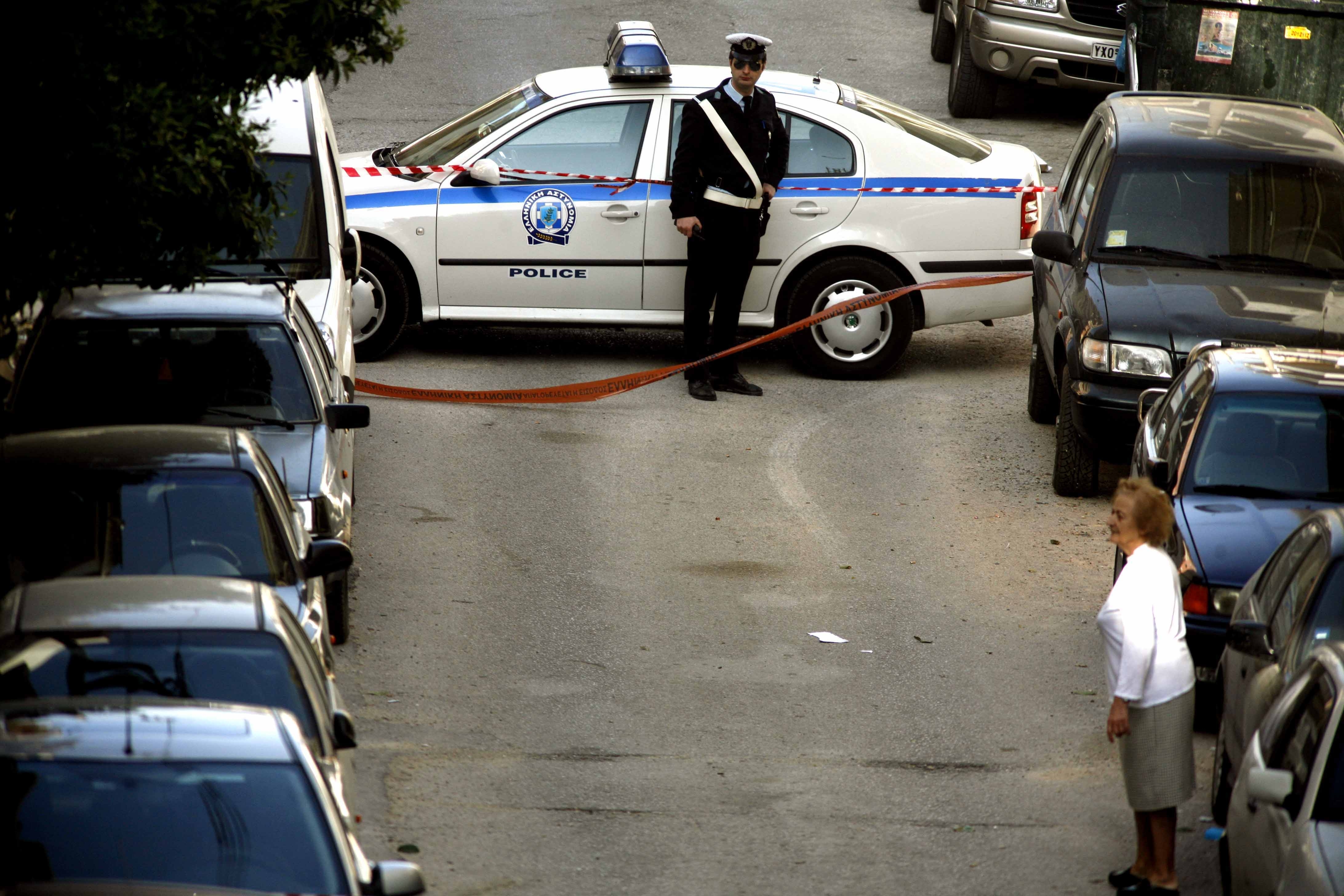 Πιερία: Πήγε να πουλήσει ναρκωτικά σε αστυνομικό