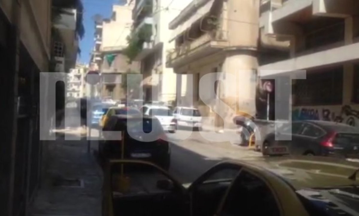 Περιπολικό με κόρη ηλικιωμένης