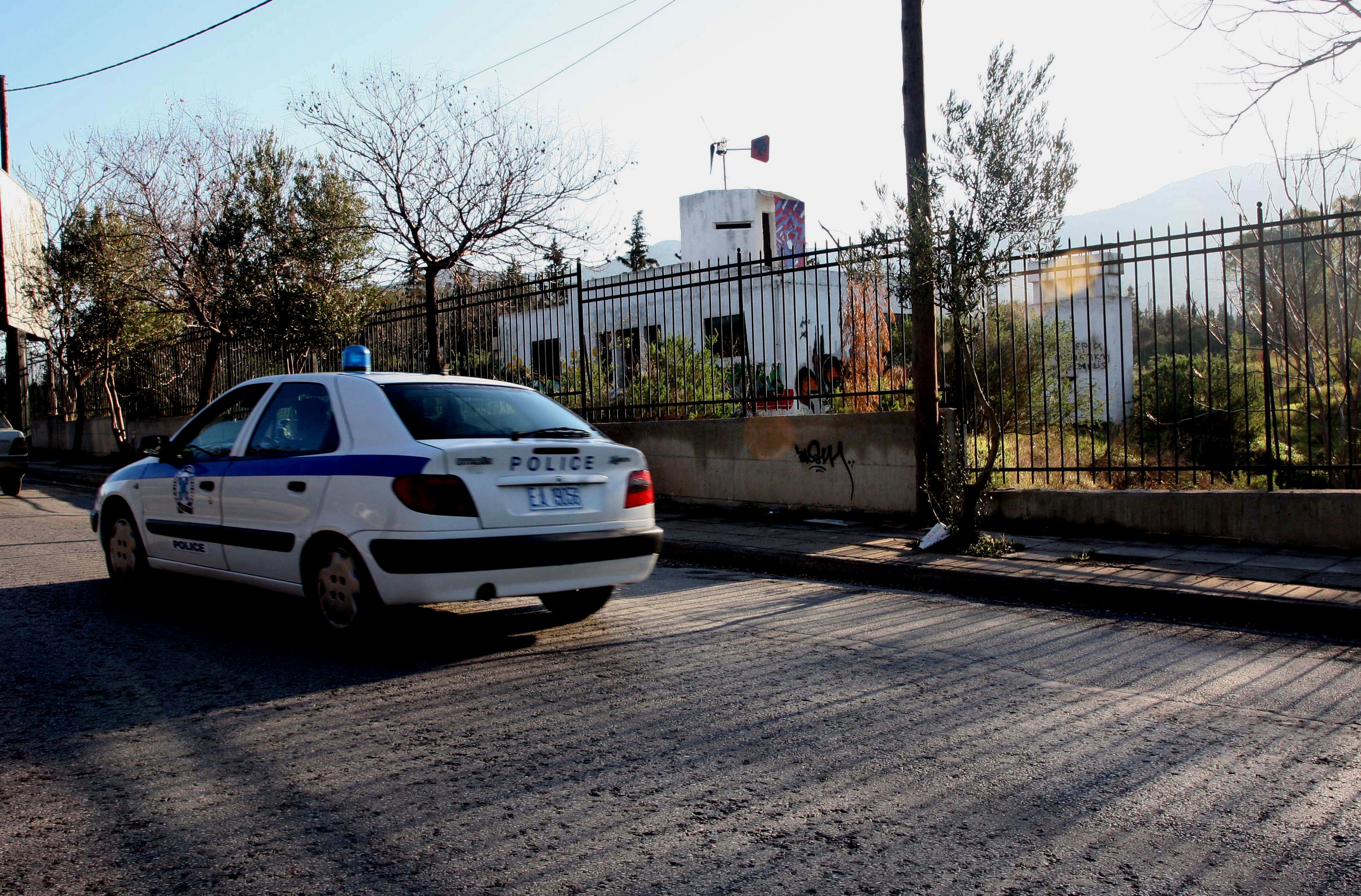Ηράκλειο: Μπήκε ζητώντας βοήθεια και τελικά τις έκλεψε!