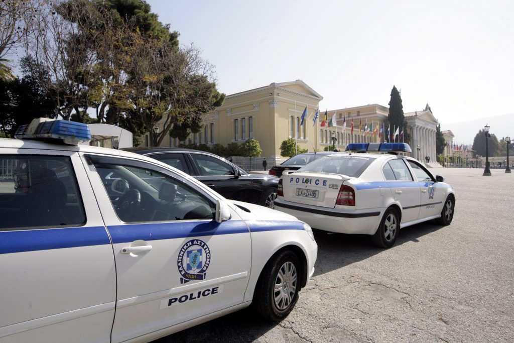 Συνελήφθησαν τρεις στην Ηλεία για κατοχή λαθραίου καπνού