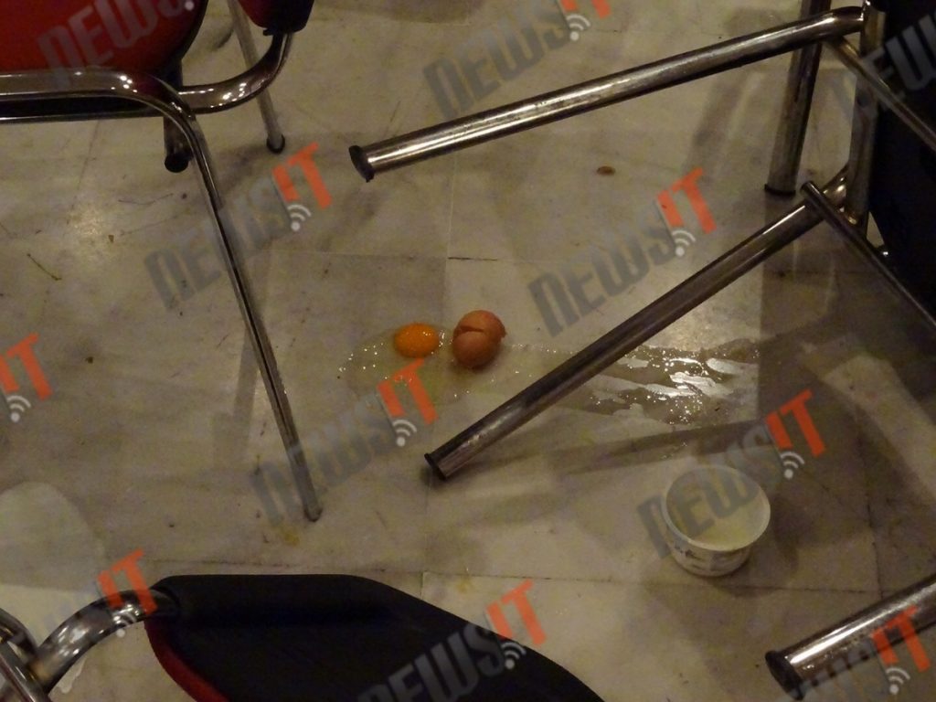 “Ντου” οπαδών και ξύλο σε διαιτητές στο Περιστέρι! (Φωτογραφίες)