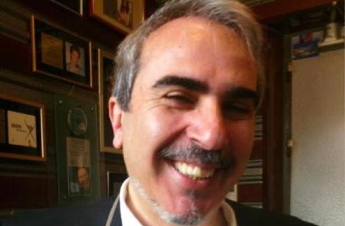 Η φωτογραφία που ανέβασε ο Βαγγέλης Περρής με τη σύζυγo του από το Παρίσι
