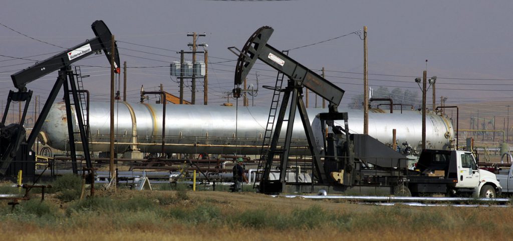 H ένταση στη Μέση Ανατολή ανεβάζει τις τιμές του πετρελαίου