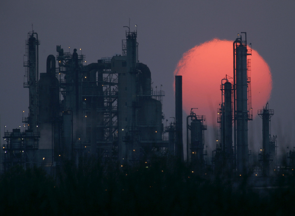 Ο ΟΠΕΚ θεωρεί τη πτώση των τιμών του πετρελαίου βραχυπρόθεσμη