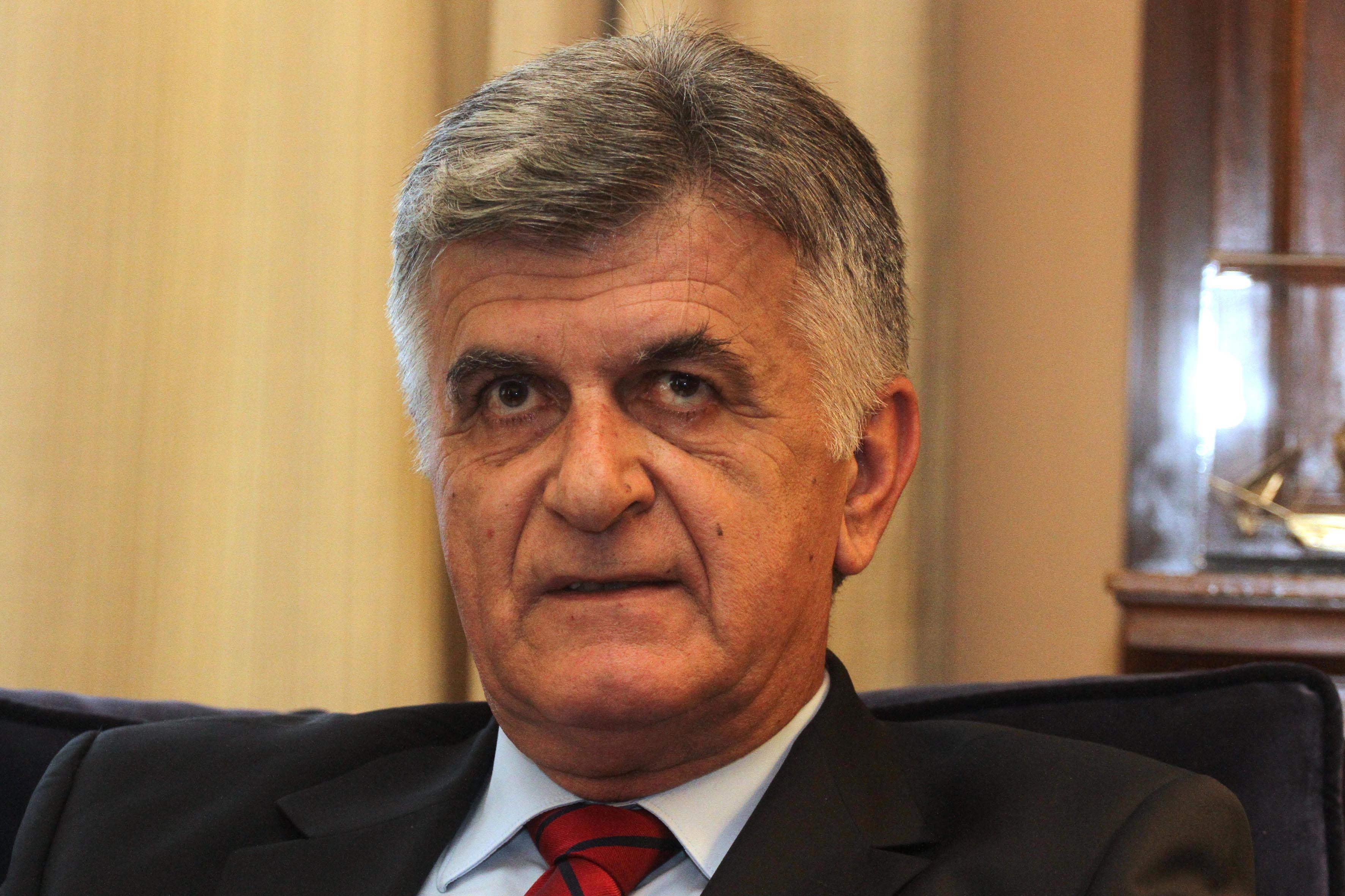 Αποσύρεται από τα ψηφοδέλτια του ΠΑΣΟΚ ο Πετσάλνικος