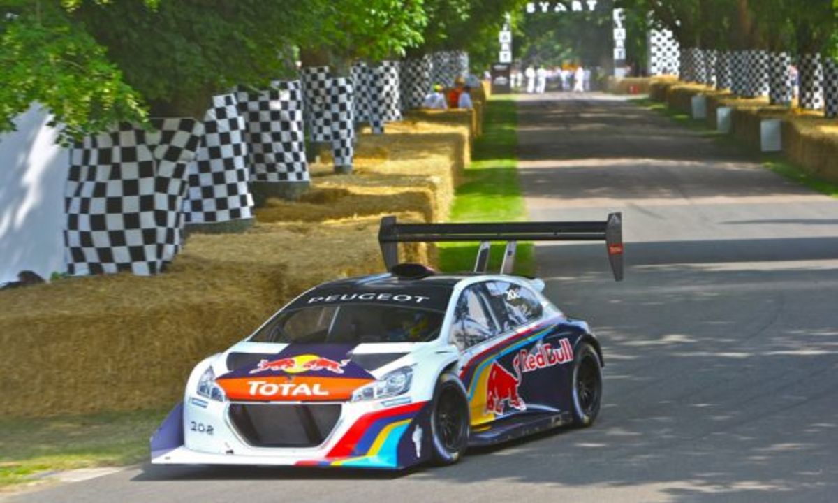 Δεν κατάφεραν να σπάσουν το ρεκόρ του Goodwood ο Loeb και η Peugeot (VIDEO)
