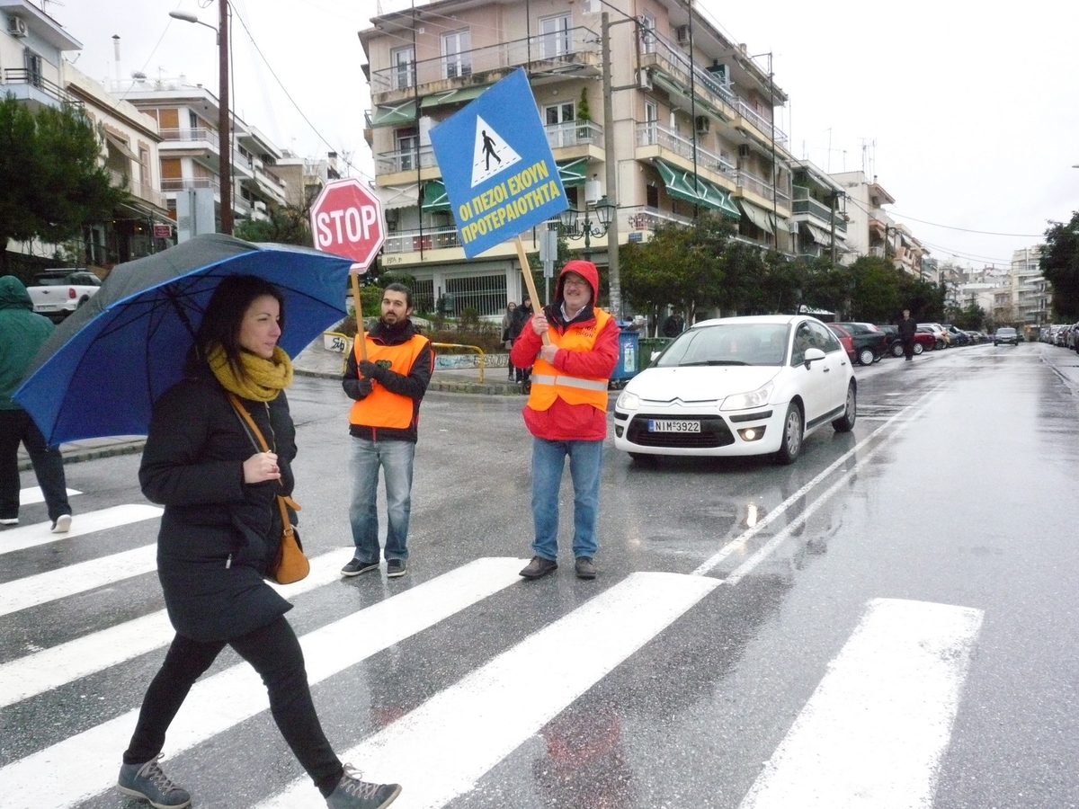 Παγίδα θανάτου οι διαβάσεις – Συμβολική διαμαρτυρία στη Θεσσαλονίκη (ΦΩΤΟ)
