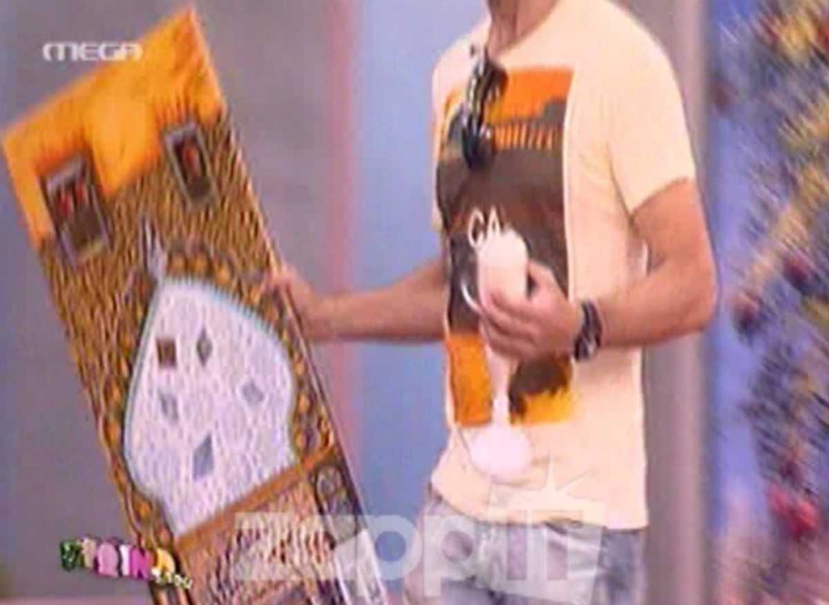 Ποιος ηθοποιός ντύθηκε ασορτί με τον πίνακα που κρατούσε;