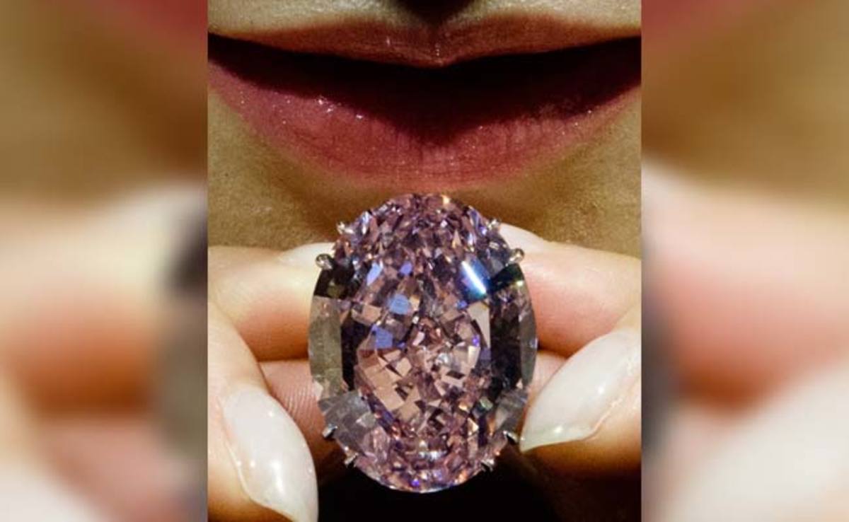 Πωλήθηκε σε τιμή ρεκόρ το διαμάντι “Pink Star”
