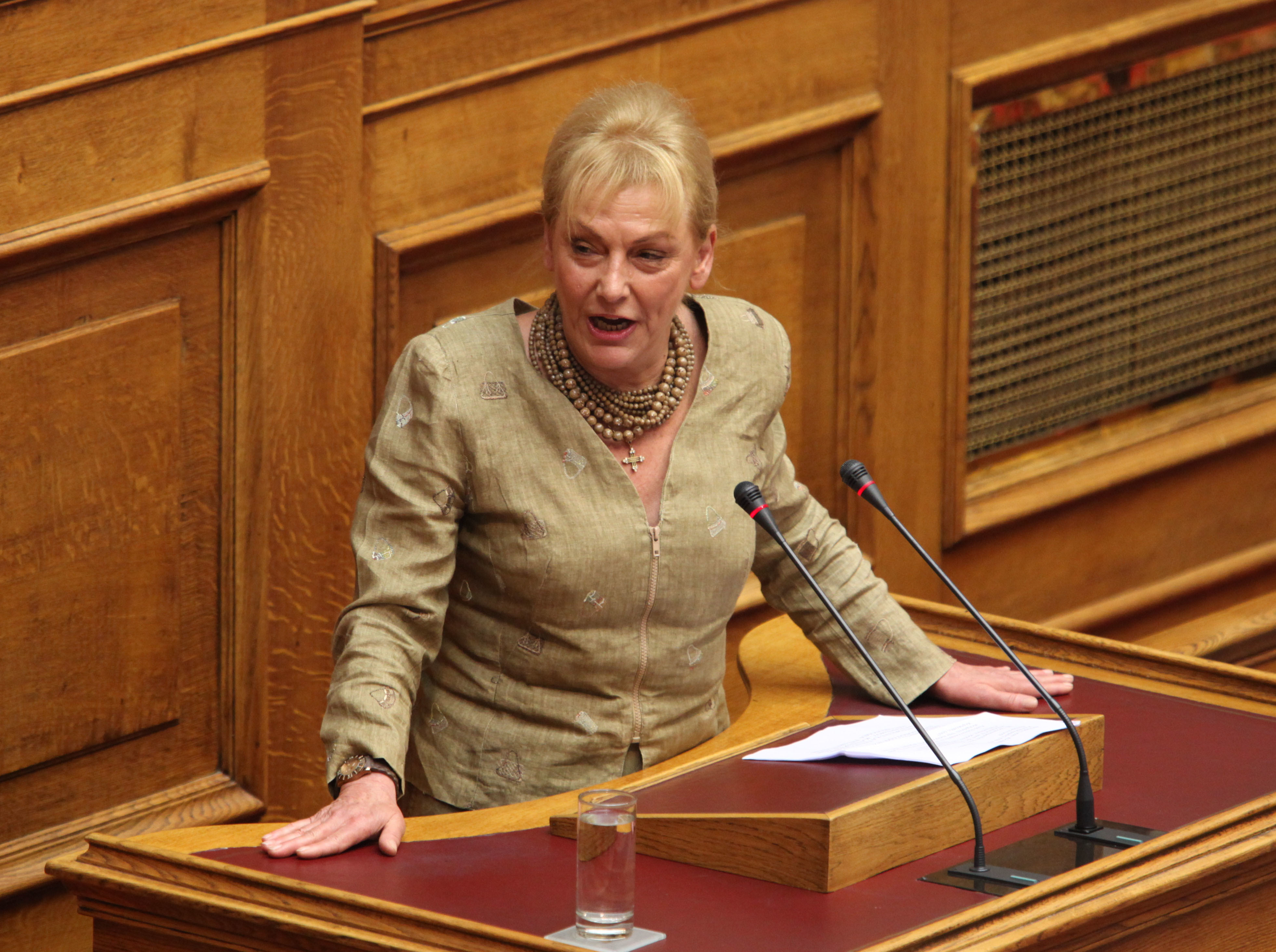 “Να απολυθούν άμεσα οι επίορκοι δημόσιοι υπάλληλοι”