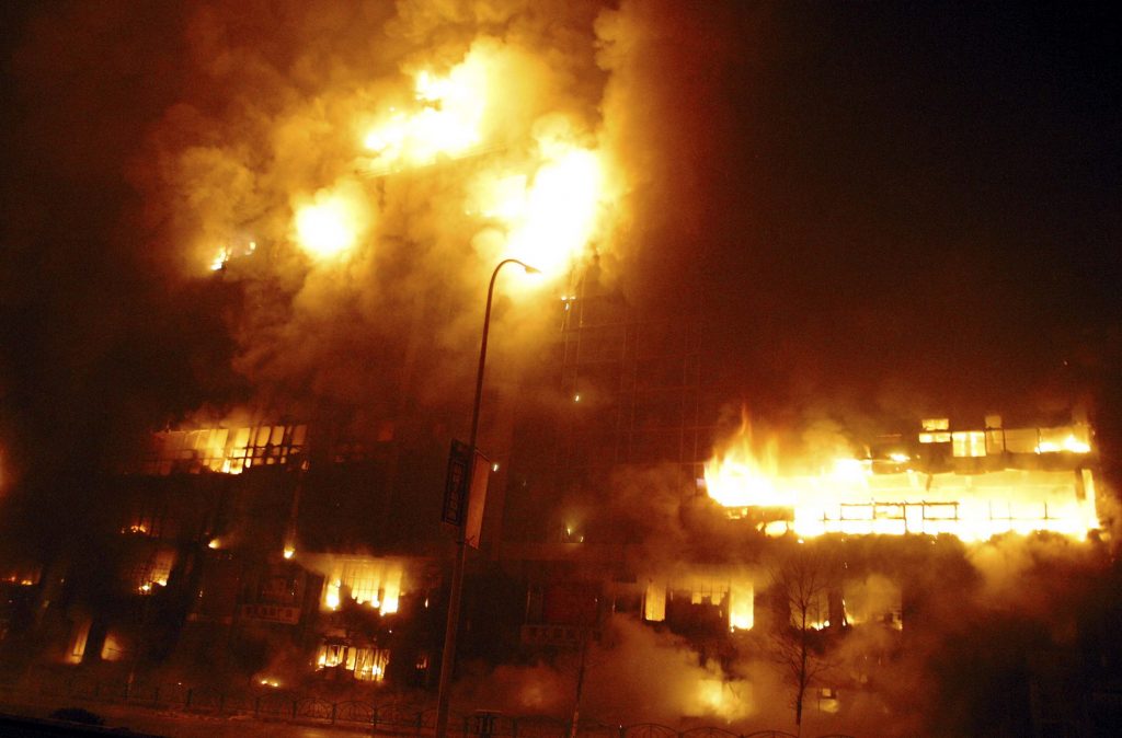 Πύρινος εφιάλτης στην Καταλονία – Εκκενώνονται περιοχές