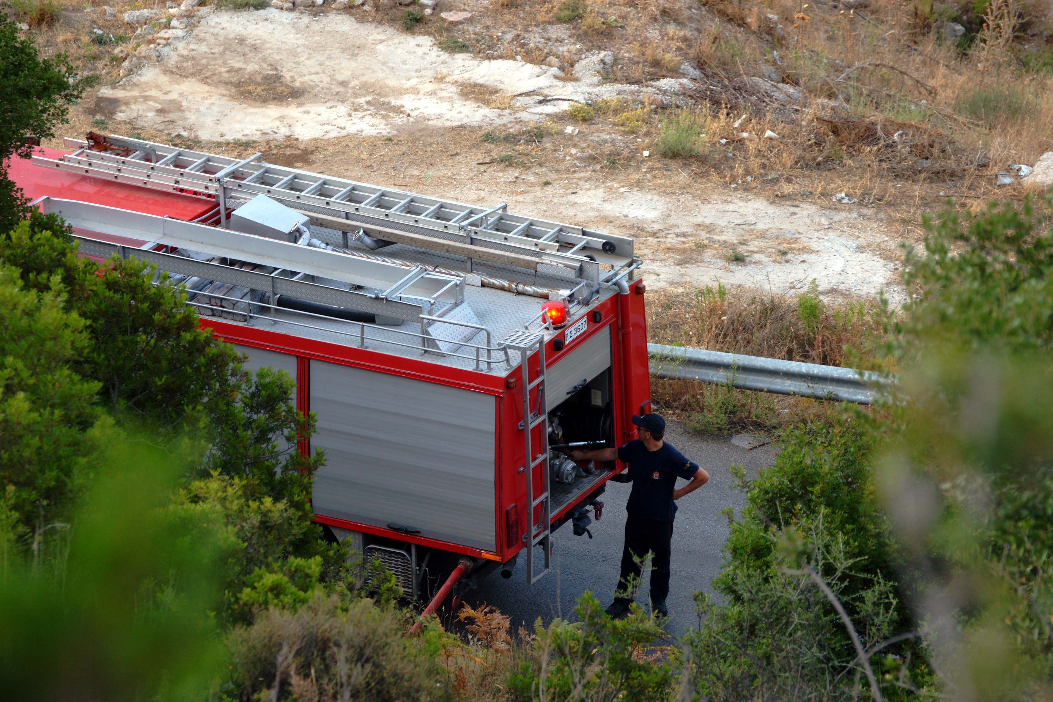 Πύρινα μέτωπα σε Οινόφυτα, Γιάννενα και Φλώρινα